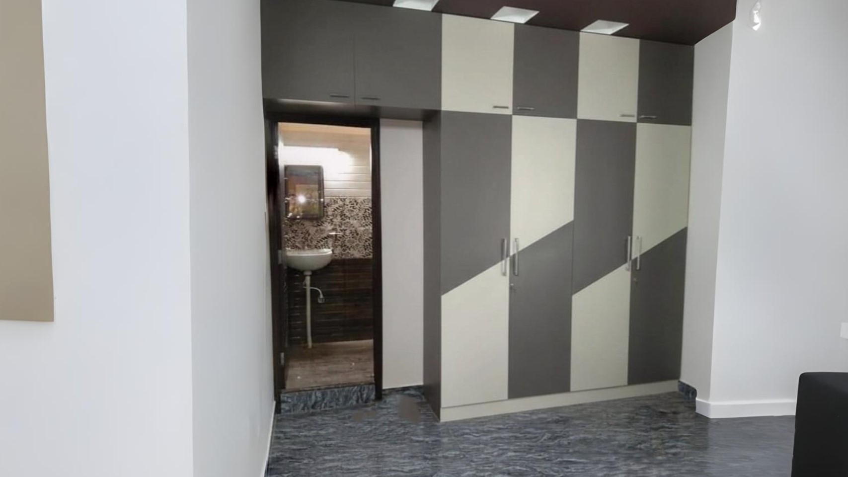 Kitchen interior designer